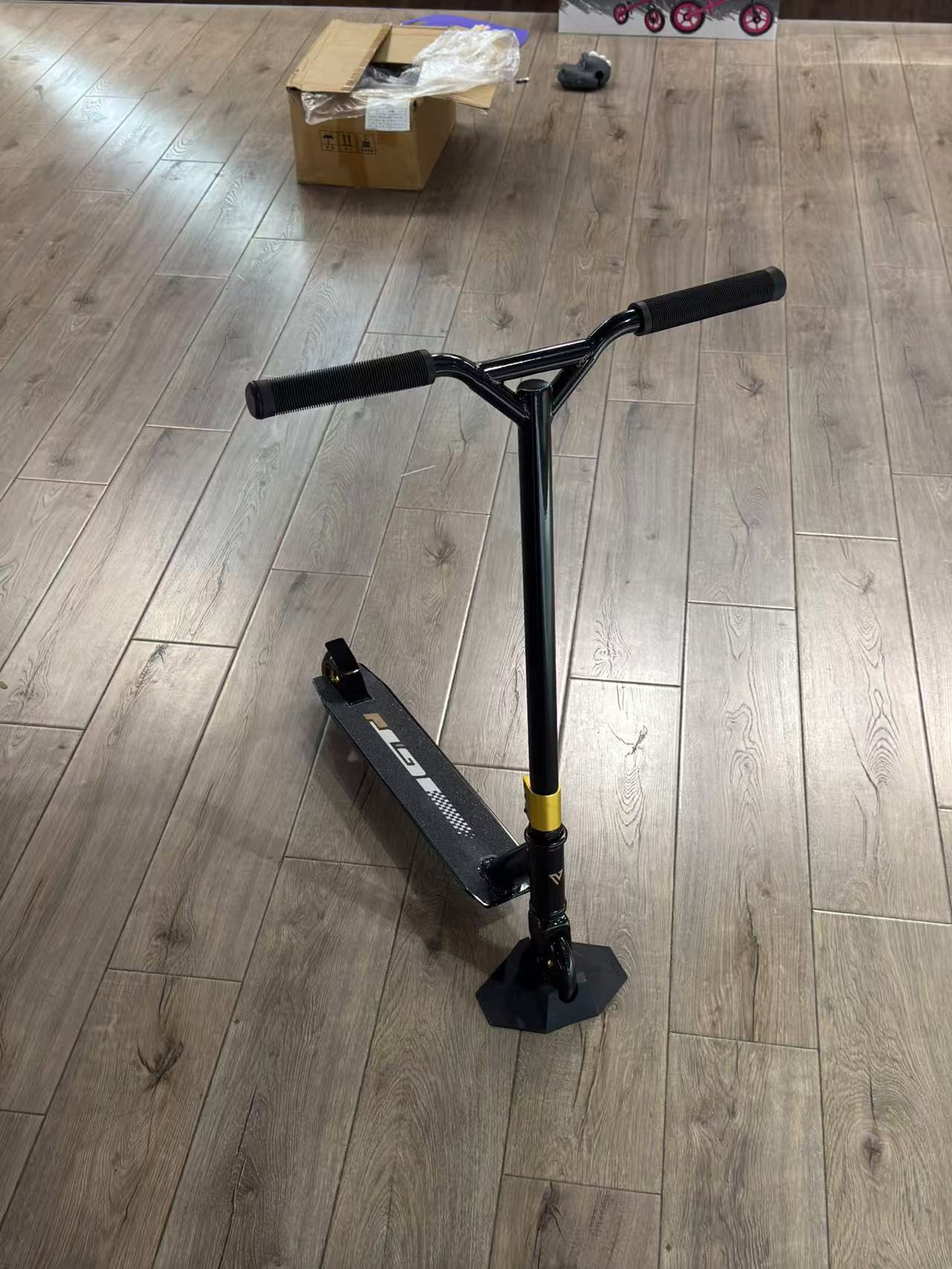 滑板车
