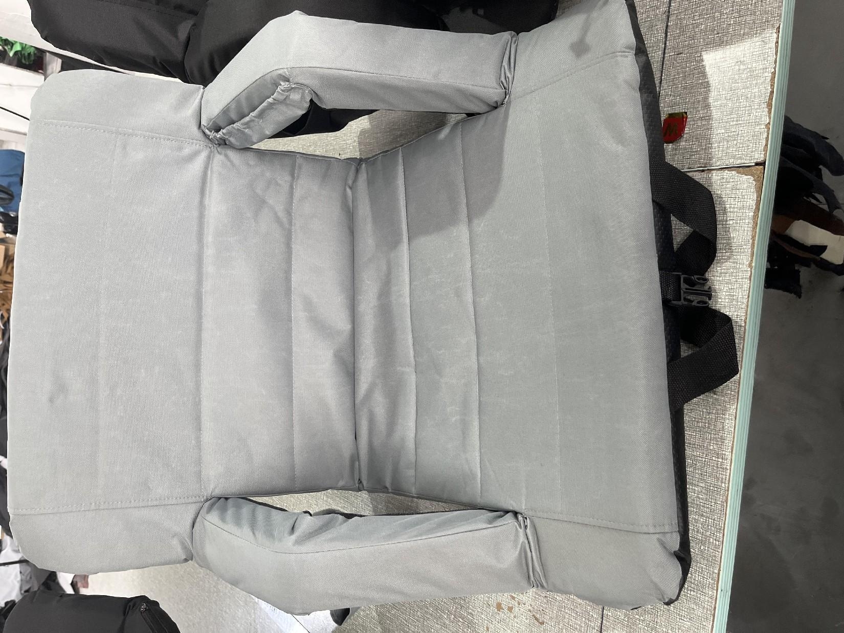 斜依体育馆座椅