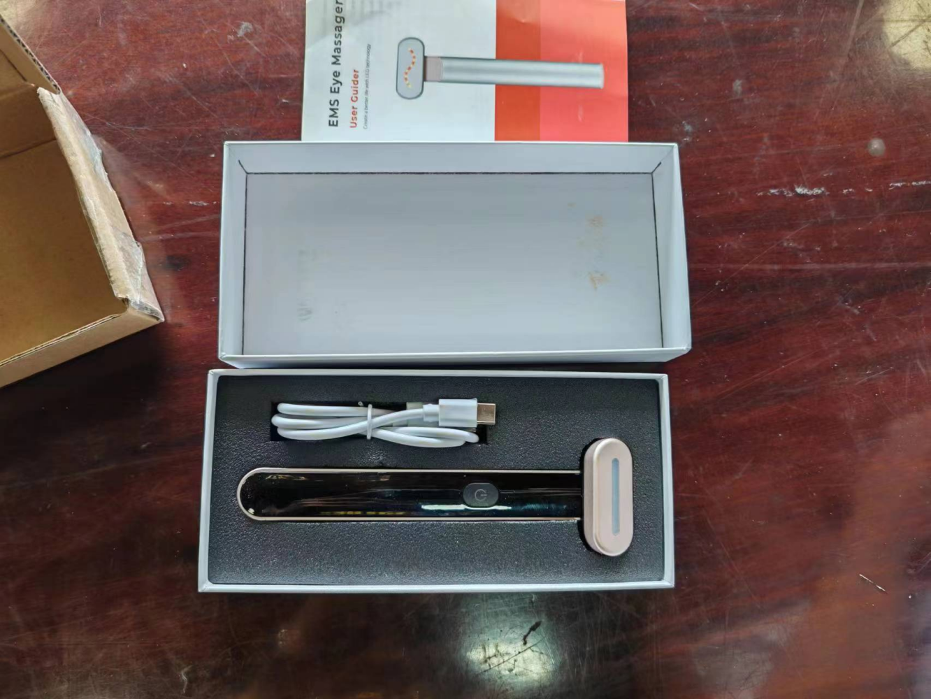按摩美容仪